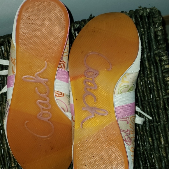 Coach Joss scribble logo size 7 1/2 m shoes - Picture 8 of 8
